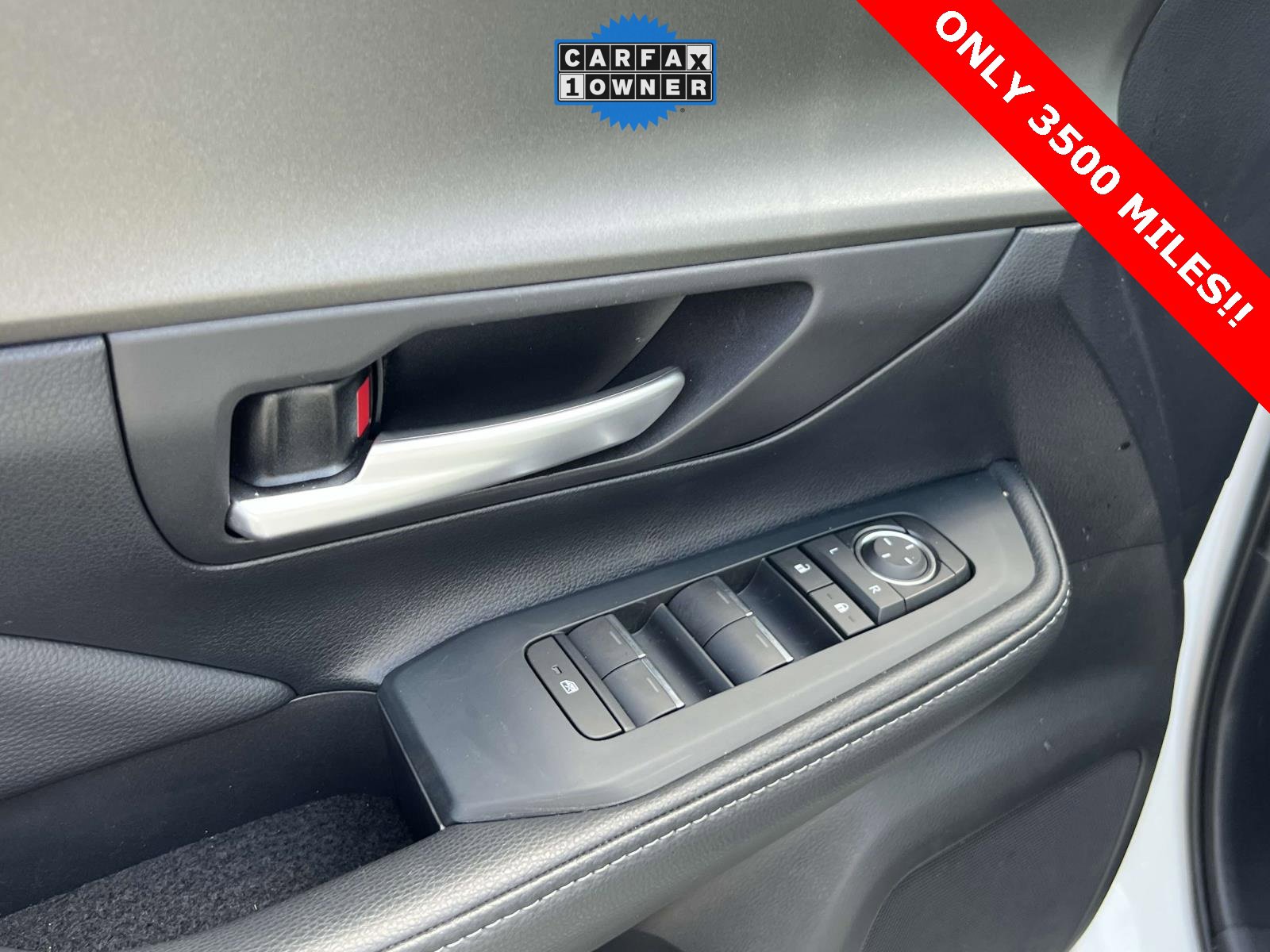 Used 2025 Toyota Grand Highlander AWD image 24