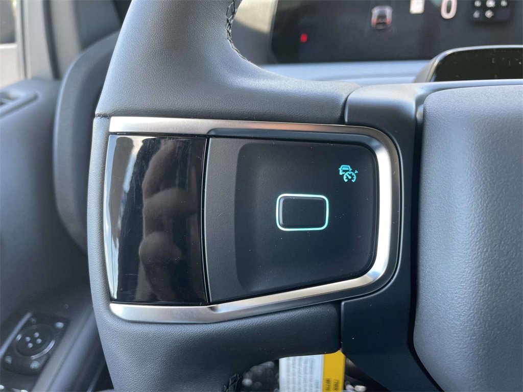 New 2025 Ford Expedition Active image 22