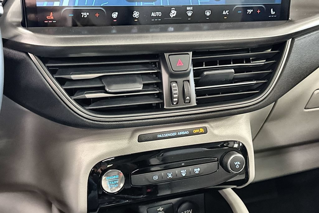 New 2025 Ford Escape SE FWD image 20