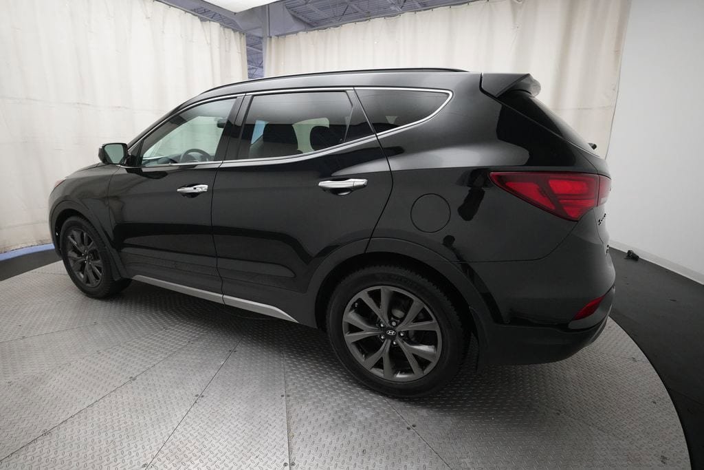 Used 2018 Hyundai Santa Fe Sport AWD/4WD image 36