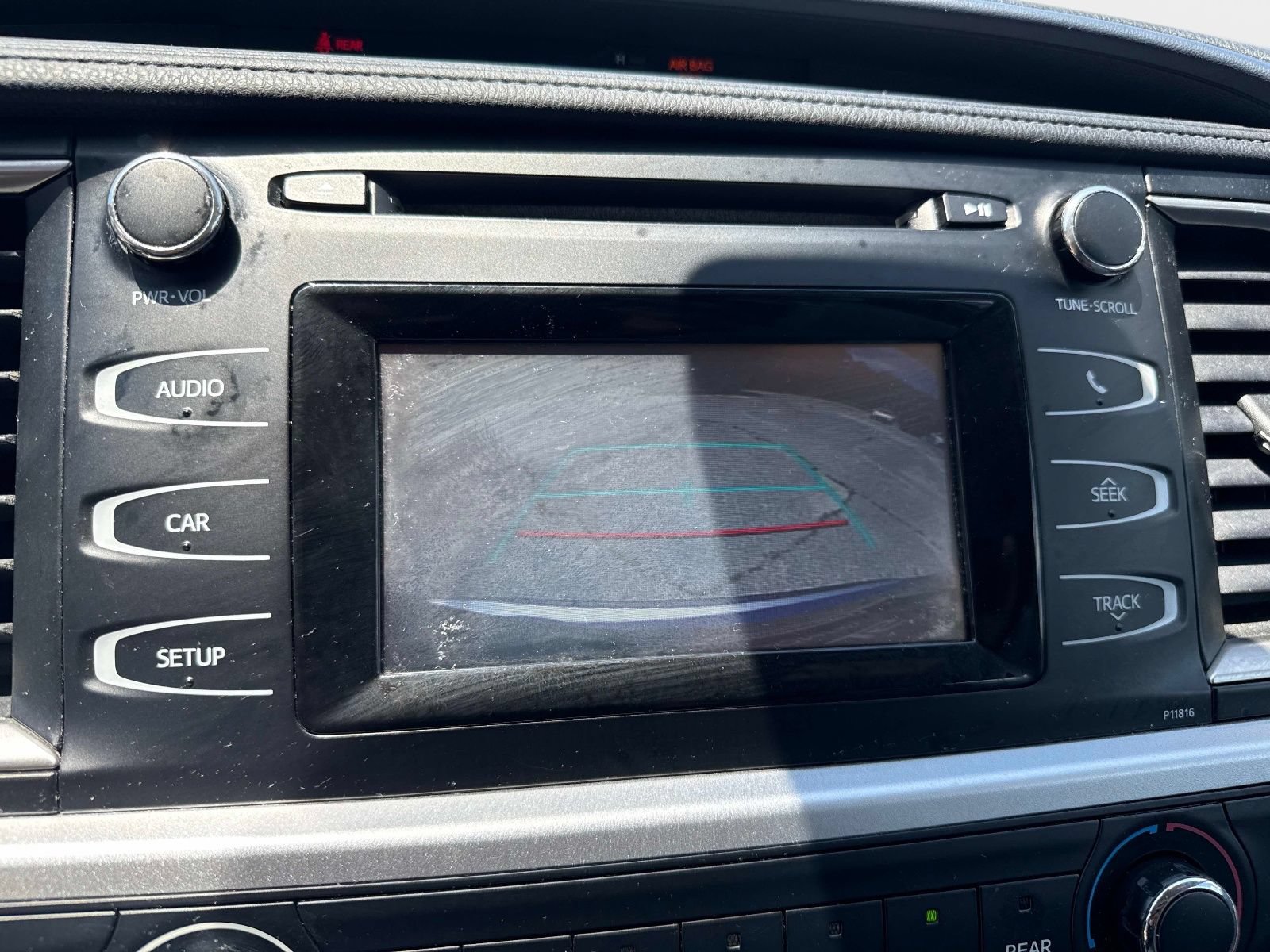 Used 2019 Toyota Highlander LE FWD image 22