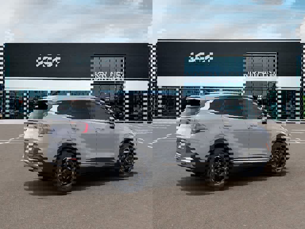 New 2026 Kia Sportage EX image 6