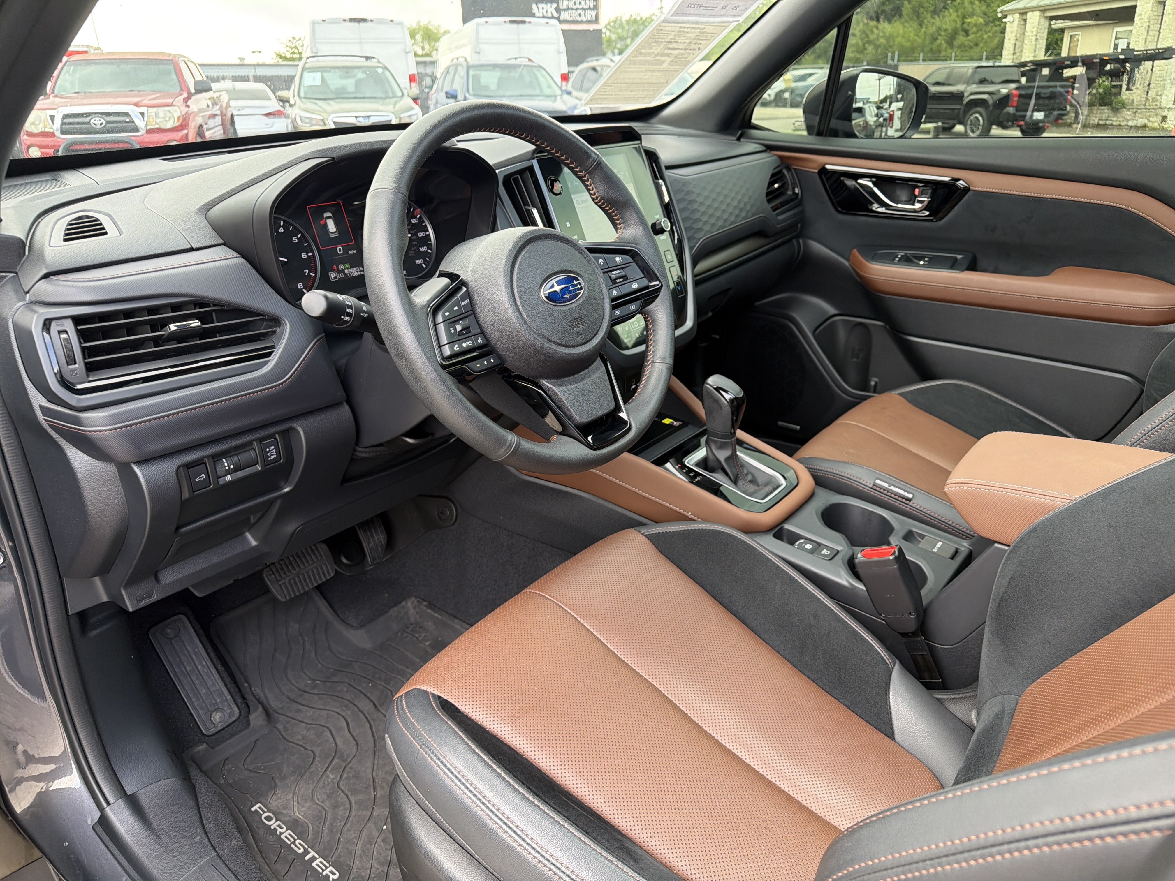 Certified 2025 Subaru Forester Touring AWD/4WD image 36