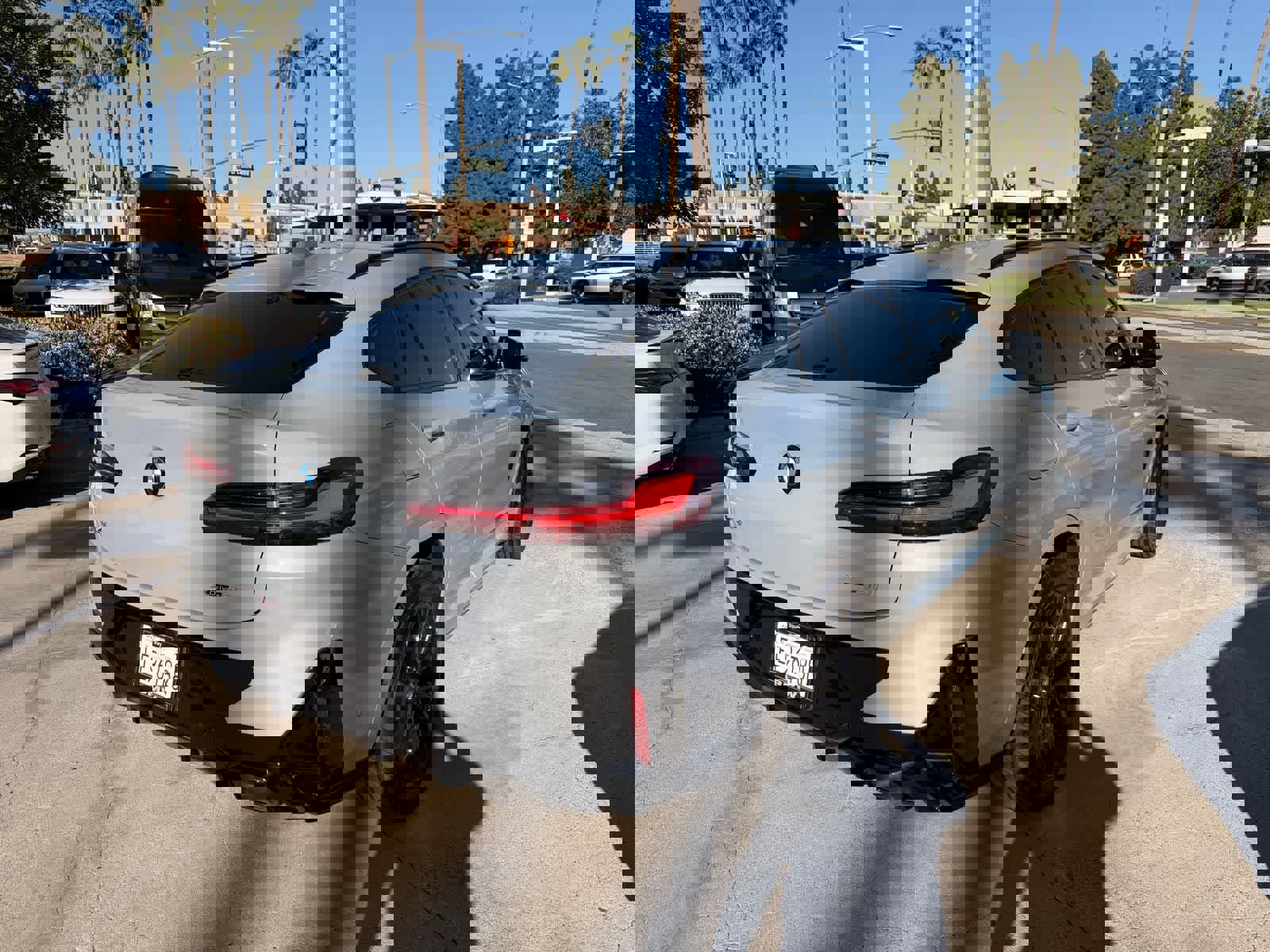 Used 2025 BMW X4 xDrive30i w/ Premium Package image 5