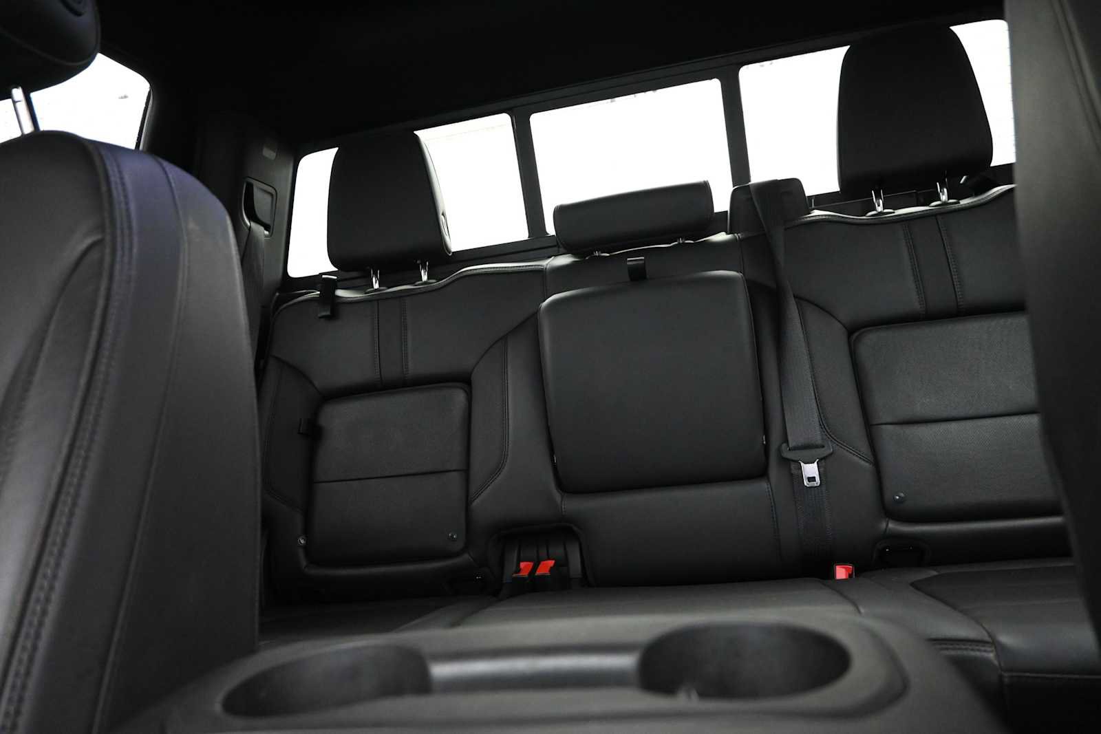 Used 2021 Chevrolet Silverado 1500 High Country w/ Technology Package AWD/4WD image 16