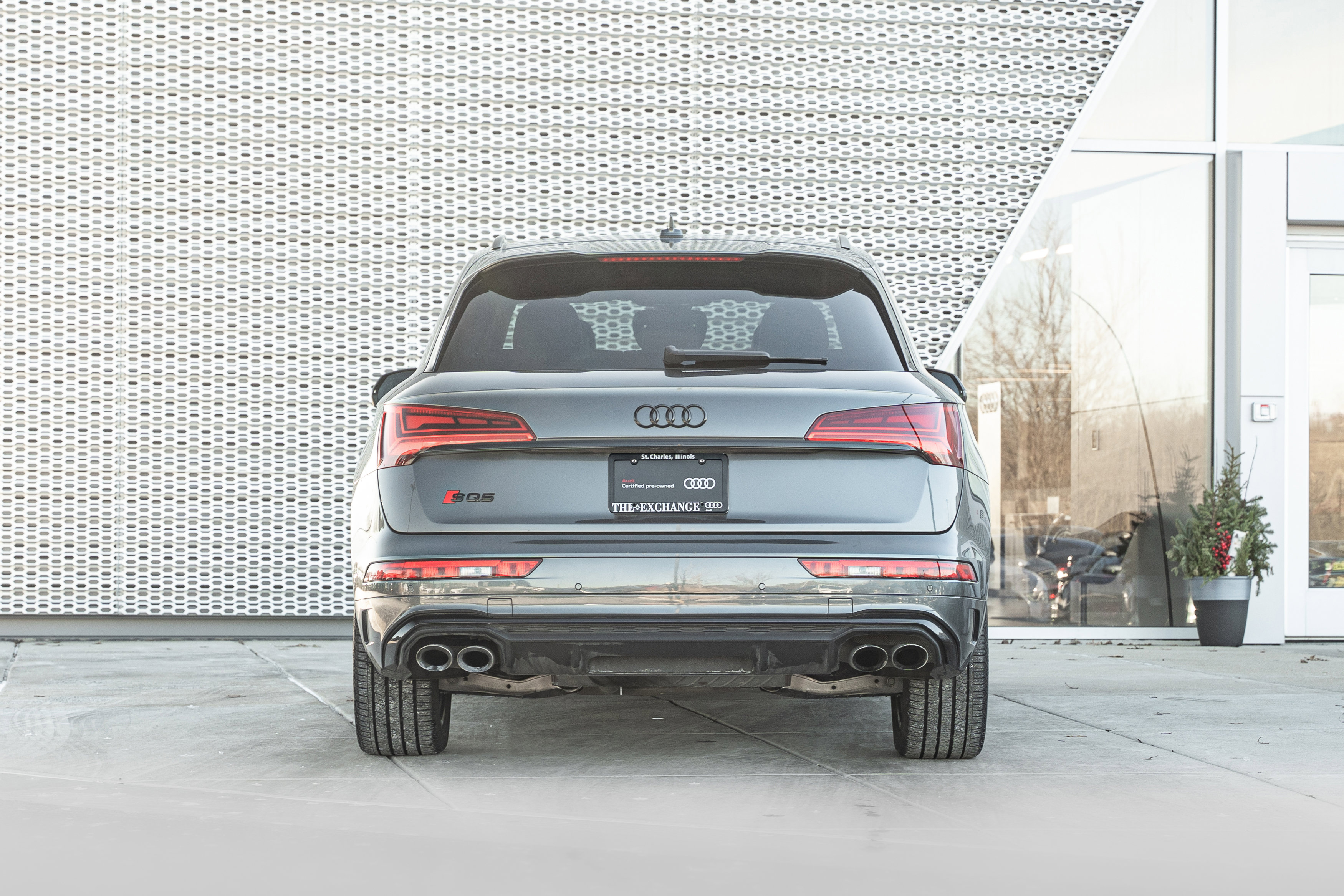 Certified 2022 Audi SQ5 Premium Plus w/ Premium Plus Package image 33