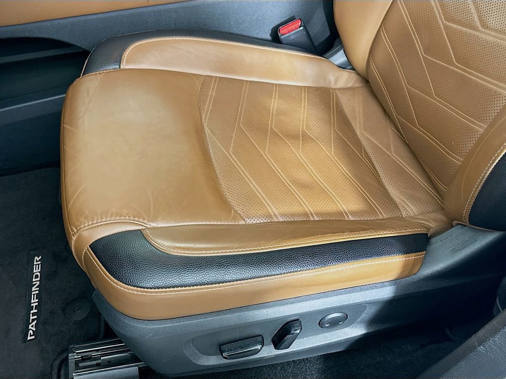 Certified 2023 Nissan Pathfinder Platinum image 29