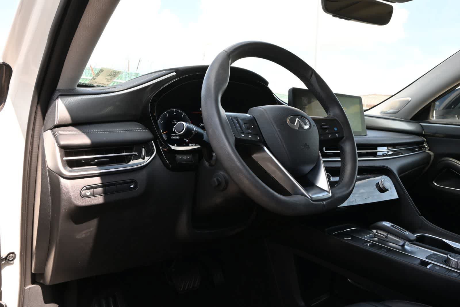 Certified 2025 INFINITI QX60 Luxe FWD image 14