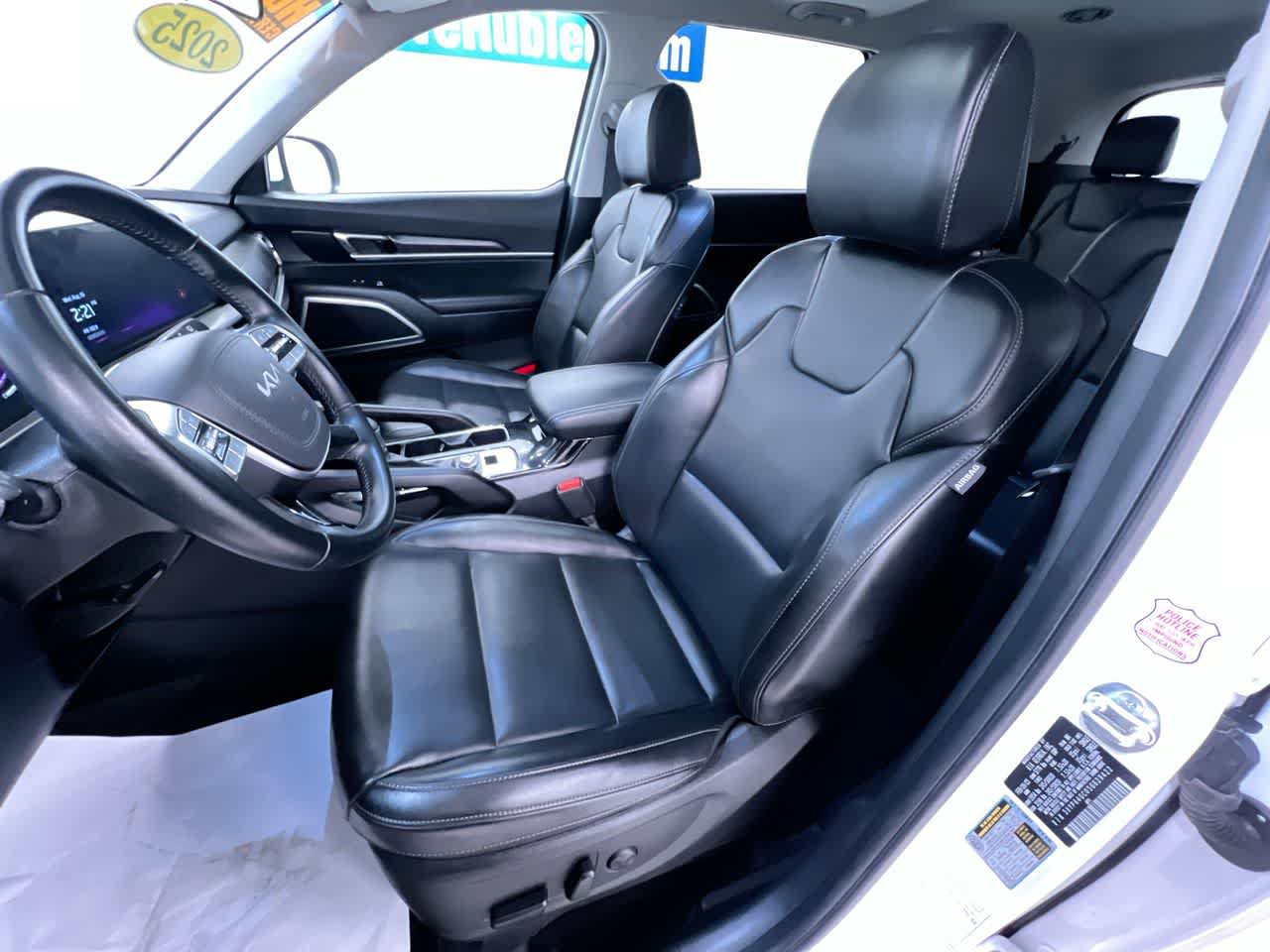 Used 2025 Kia Telluride S FWD image 14