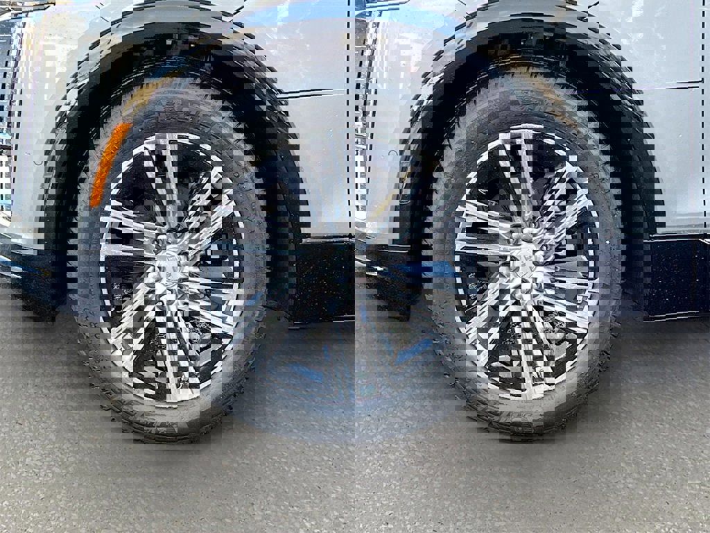 New 2026 Cadillac Lyriq Luxury image 30