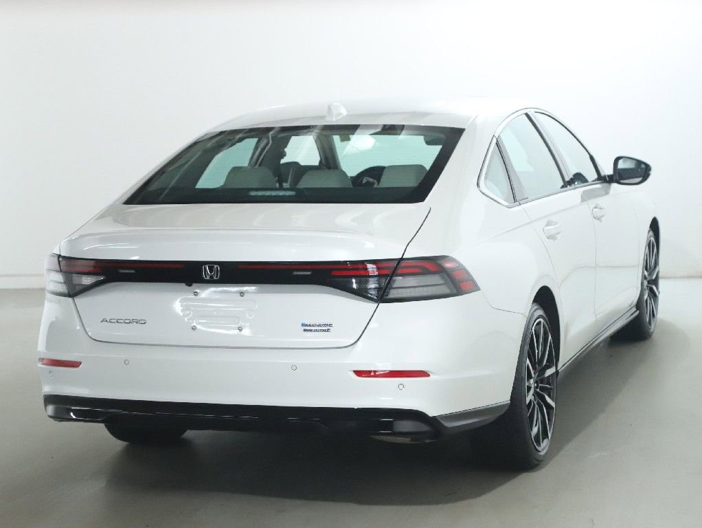 Used 2025 Honda Accord Touring image 46