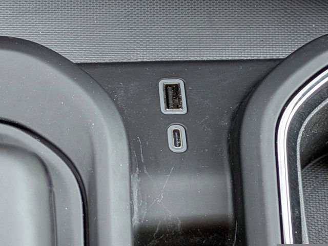 Used 2025 GMC Sierra 1500 AT4 image 24