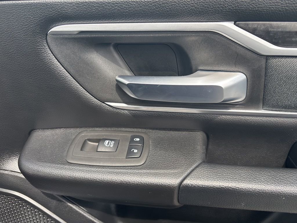 Used 2022 RAM 1500 Big Horn AWD/4WD image 30