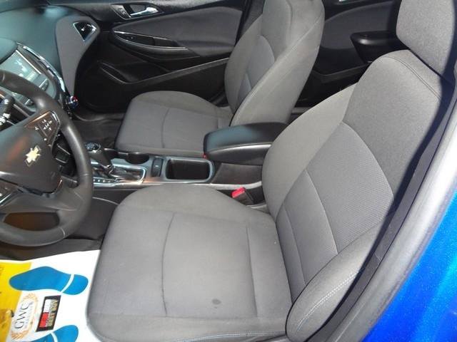 Used 2018 Chevrolet Cruze LT FWD image 18