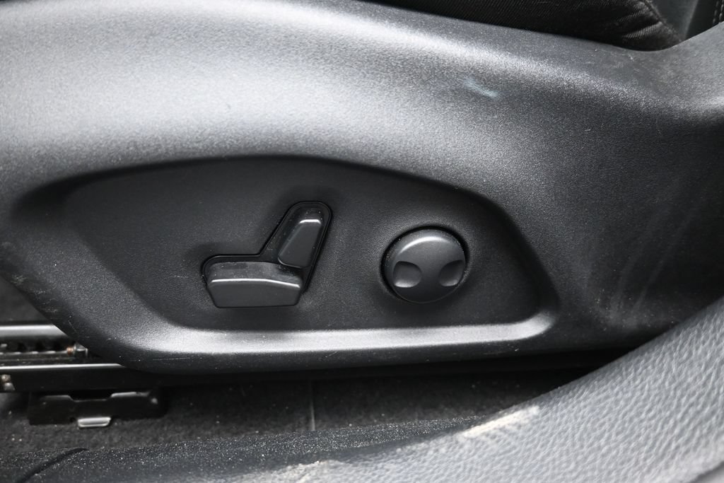 Used 2025 Jeep Compass Limited AWD/4WD image 22