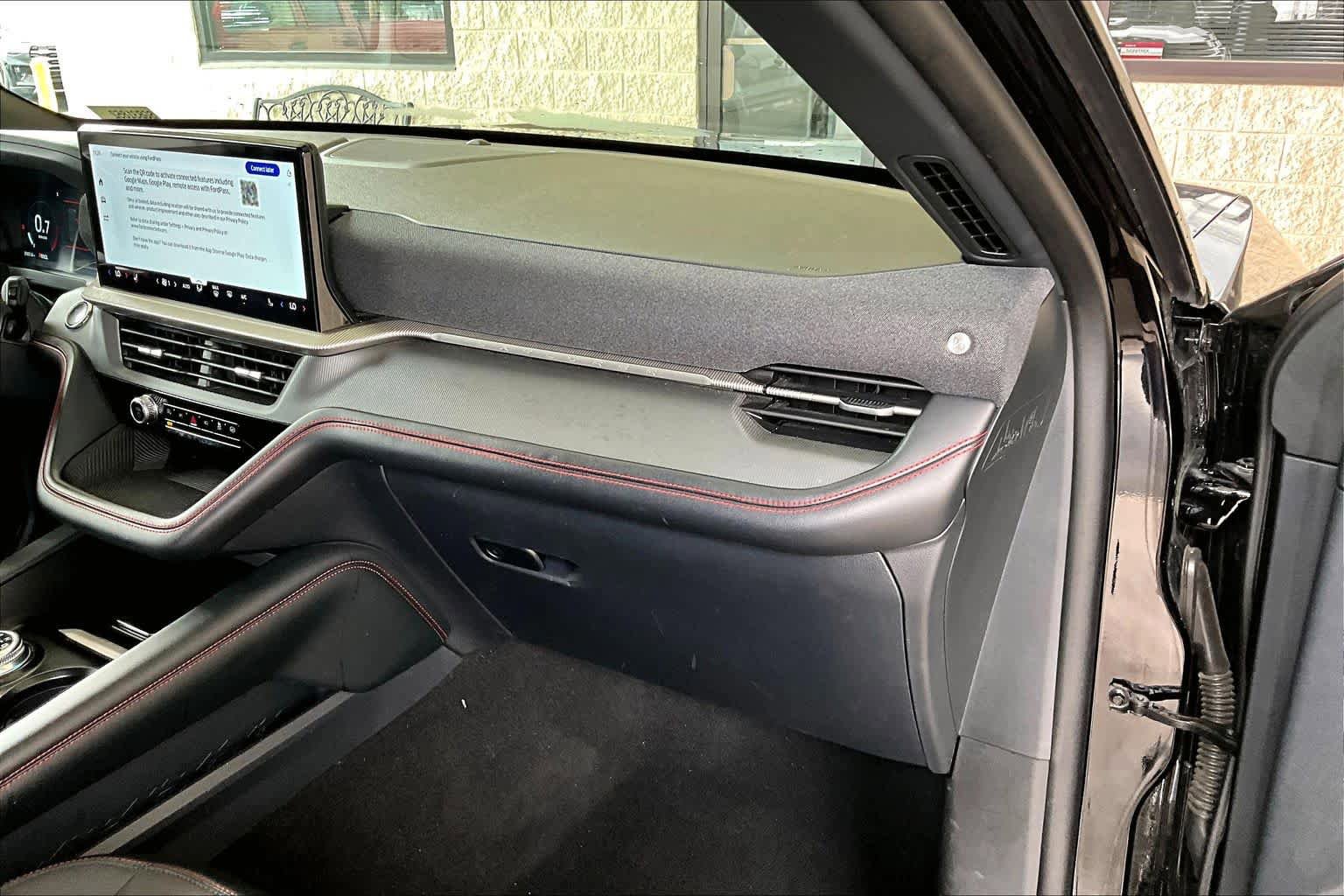 Certified 2025 Ford Explorer ST-Line AWD/4WD image 18