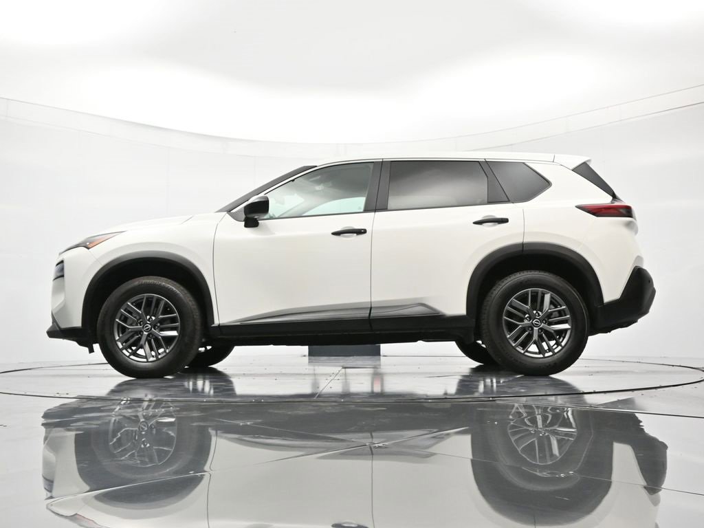 Certified 2023 Nissan Rogue S image 43