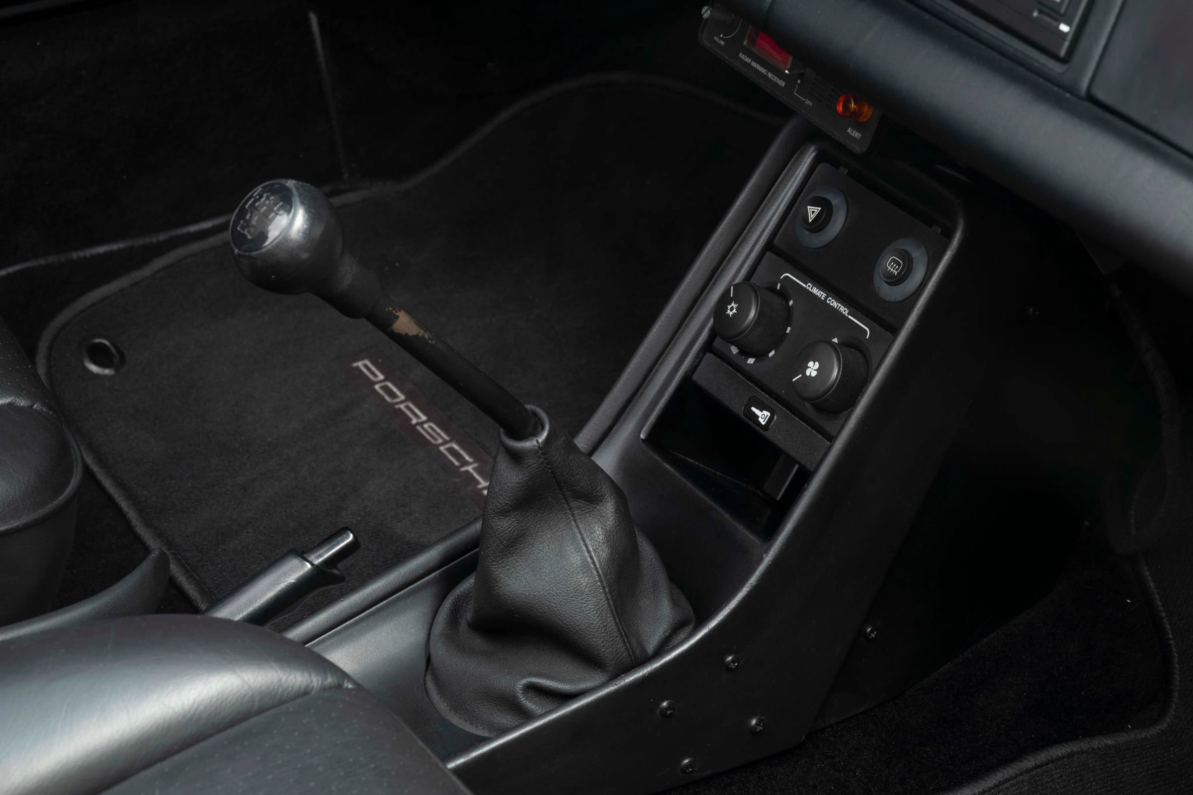 Used 1987 Porsche 911 Carrera RWD image 10