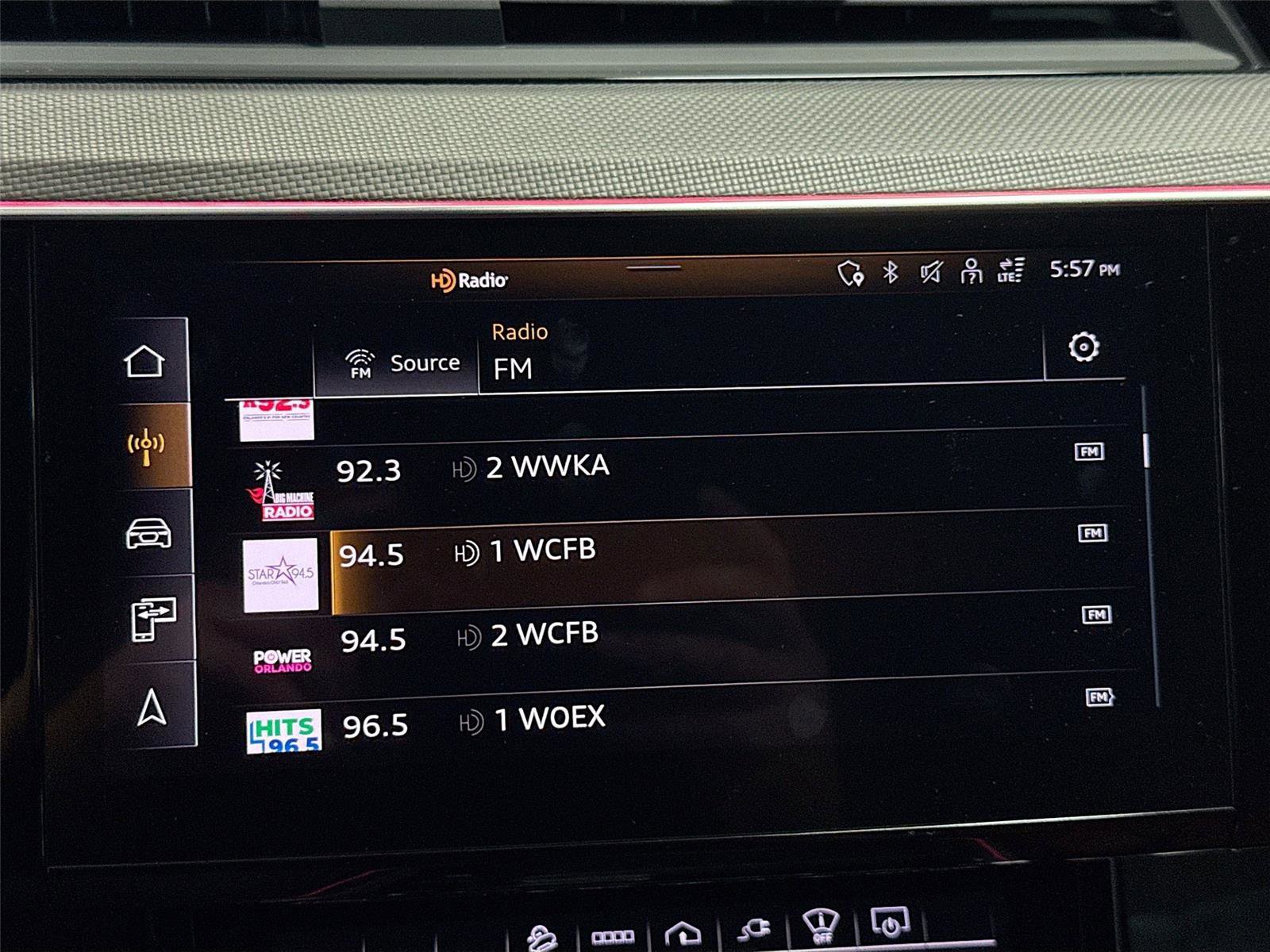 Used 2023 Audi e-tron S Prestige w/ Prestige Package AWD/4WD image 15