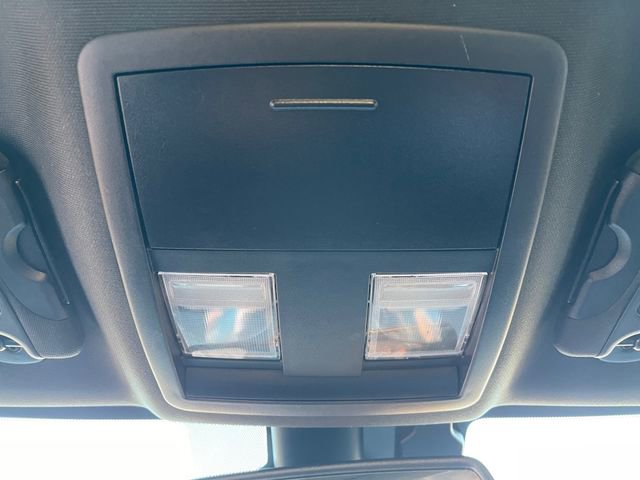 Used 2021 Dodge Challenger SXT image 25