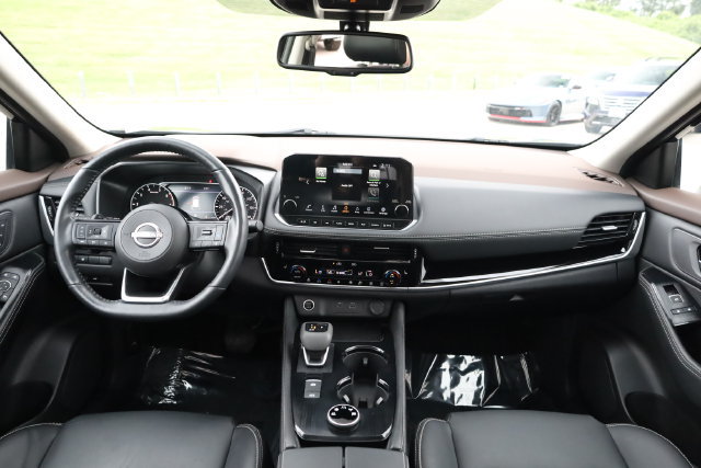 Certified 2023 Nissan Rogue SL w/ SL Premium Package AWD/4WD image 16