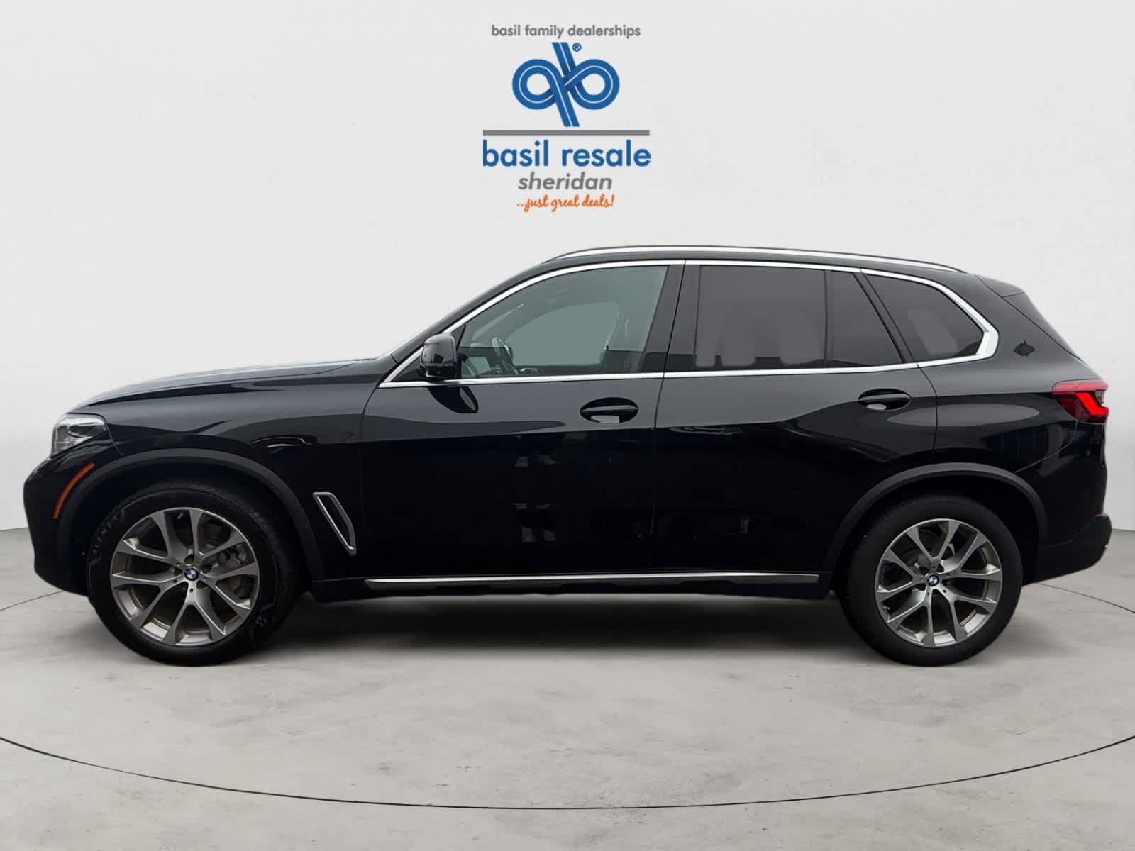 Used 2020 BMW X5 xDrive40i w/ Convenience Package AWD/4WD image 3