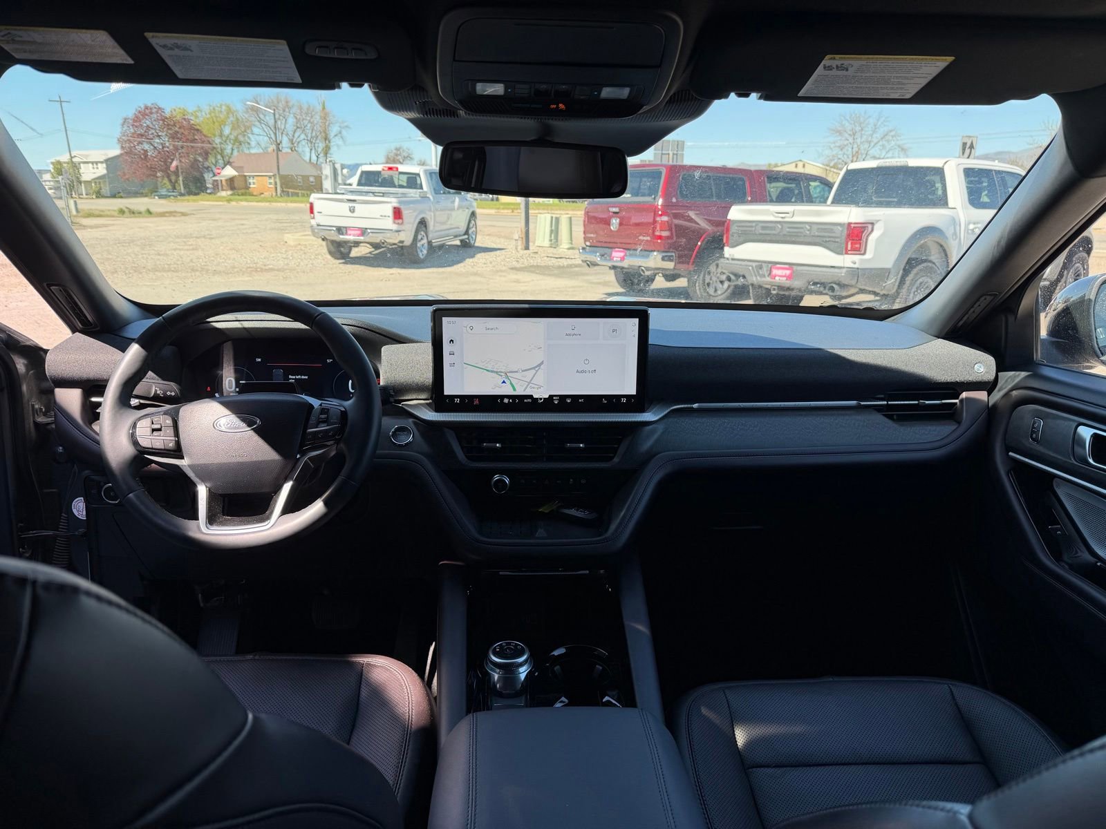 Used 2025 Ford Explorer Platinum w/ LUX Leather Package AWD/4WD image 12