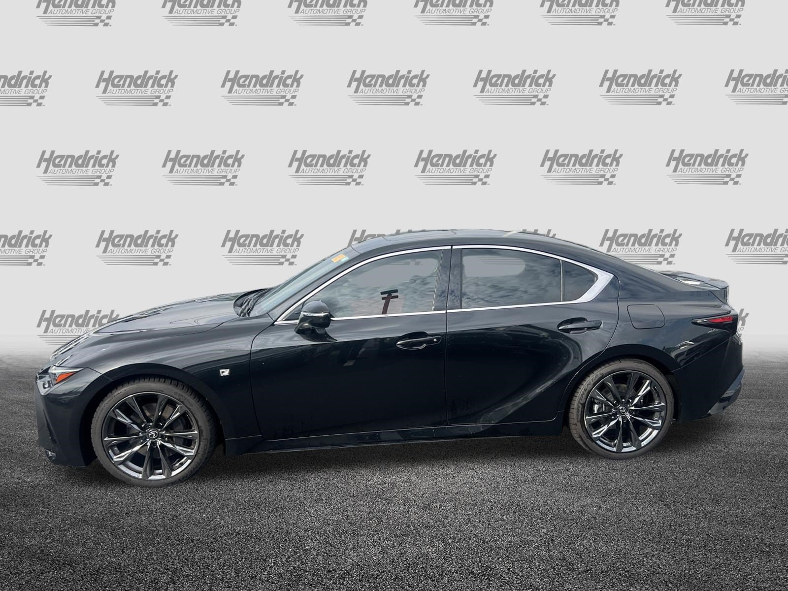 Used 2024 Lexus IS 350 F Sport w/ Navigation Package RWD image 7