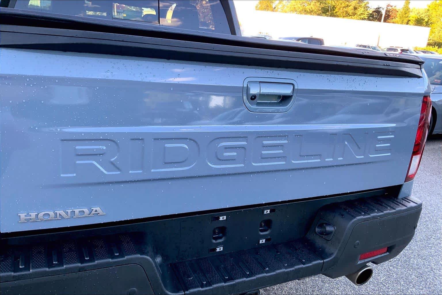 Certified 2025 Honda Ridgeline Black Edition image 10