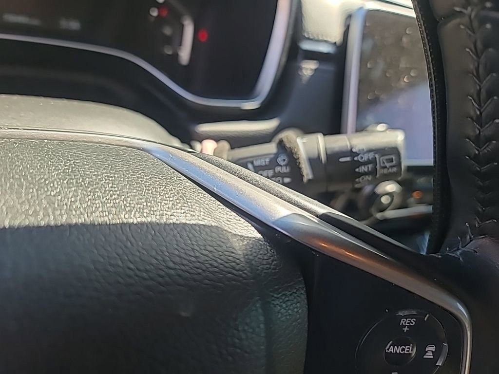 Used 2018 Honda CR-V Touring image 17