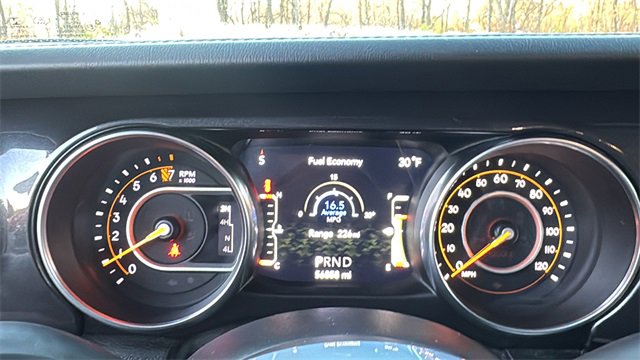 Used 2020 Jeep Wrangler Unlimited Sahara image 14