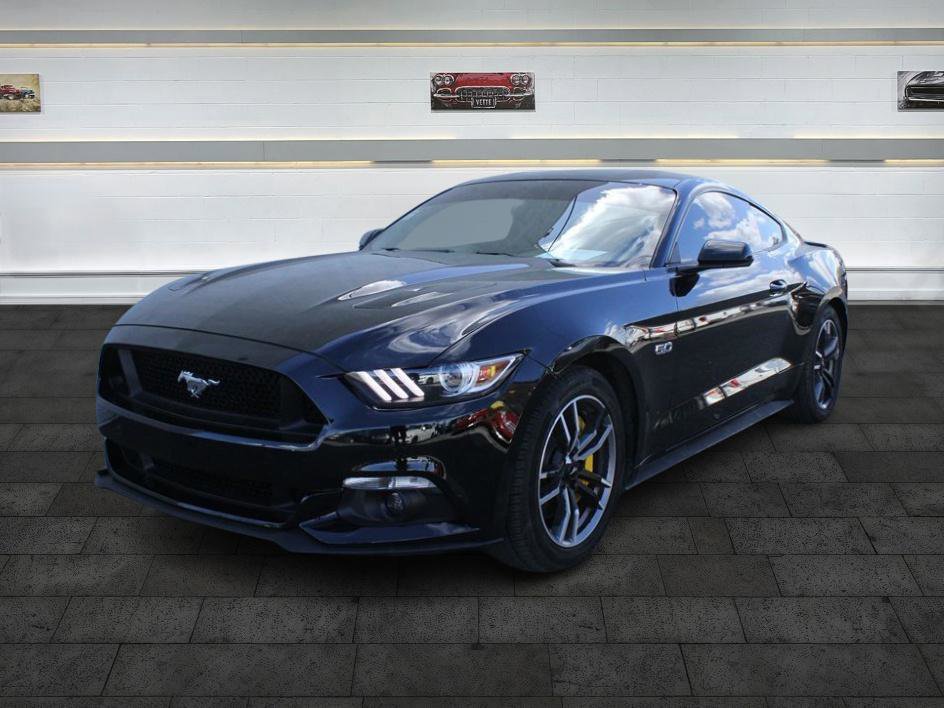 Used 2016 Ford Mustang GT image 3