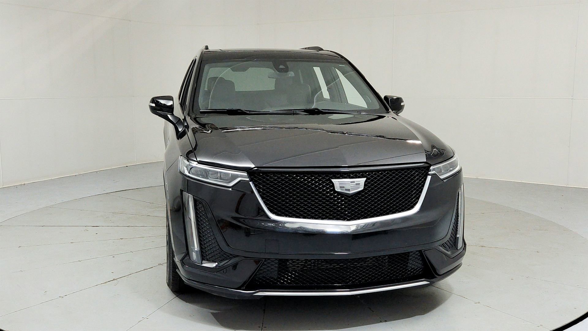 Certified 2024 Cadillac XT6 Sport w/ LPO, Floor Liner Package AWD/4WD image 8