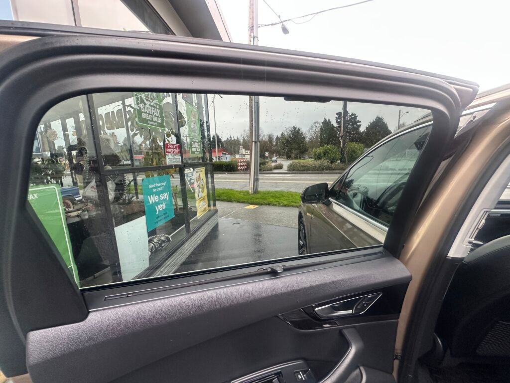 Used 2019 Audi Q7 3.0T Prestige w/ Prestige Package image 12