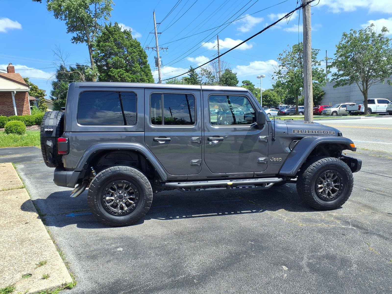 Used 2022 Jeep Wrangler Unlimited Rubicon w/ Trailer Tow Package AWD/4WD image 31