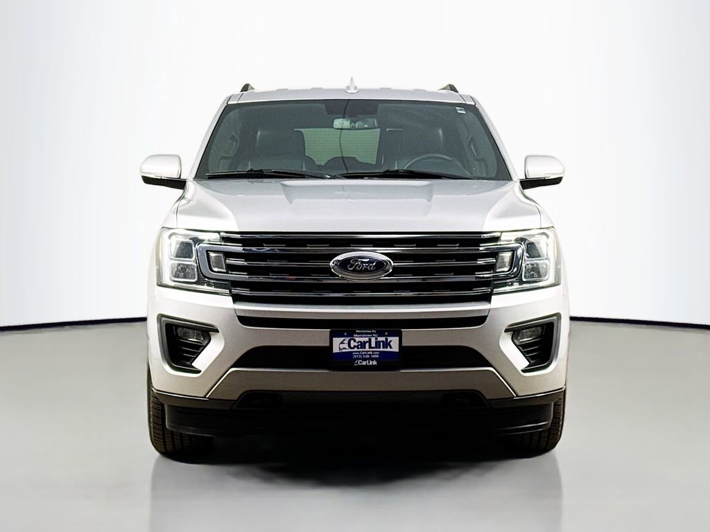 Used 2019 Ford Expedition Max XLT w/ Equipment Group 202A AWD/4WD image 2