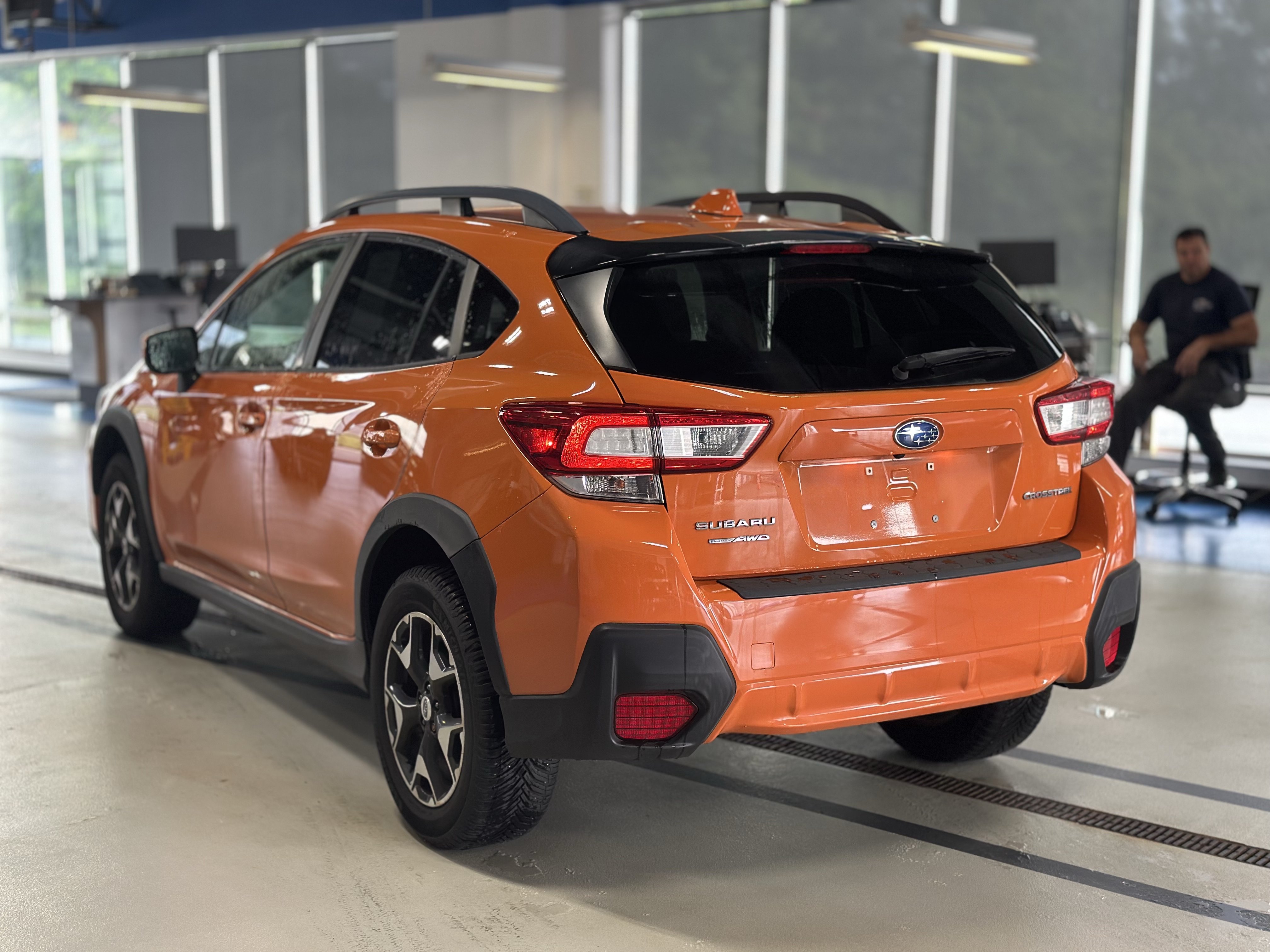 Used 2018 Subaru Crosstrek 2.0i Premium AWD/4WD image 8