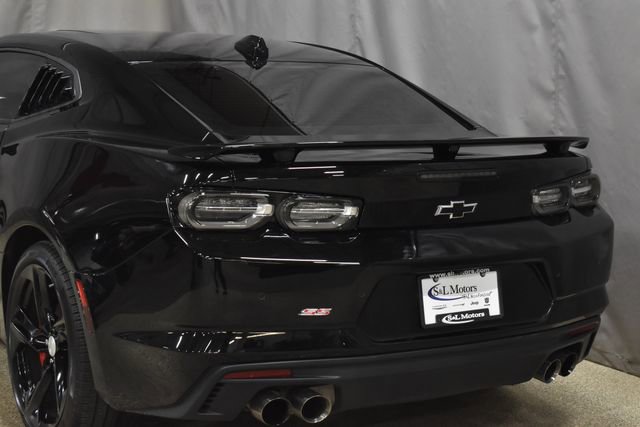 Used 2020 Chevrolet Camaro SS image 9