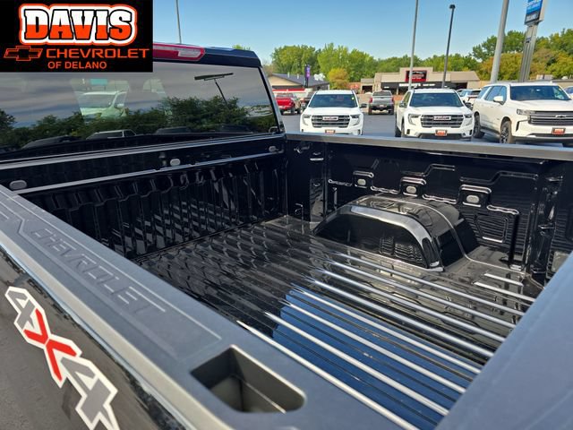 New 2026 Chevrolet Silverado 1500 Custom w/ Turbomax Blackout Package AWD/4WD image 14