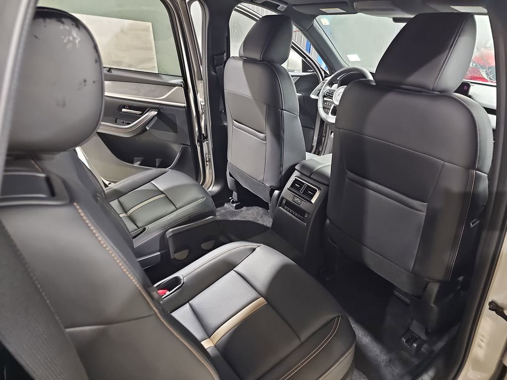 New 2026 MAZDA CX-90 Plug-In Hybrid w/ Premium Plus AWD/4WD image 11