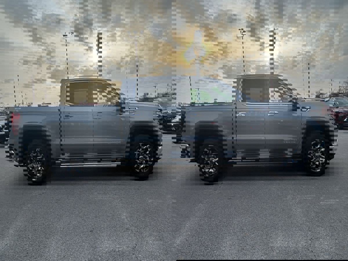 Used 2026 GMC Sierra 1500 SLT w/ SLT Premium Package image 3