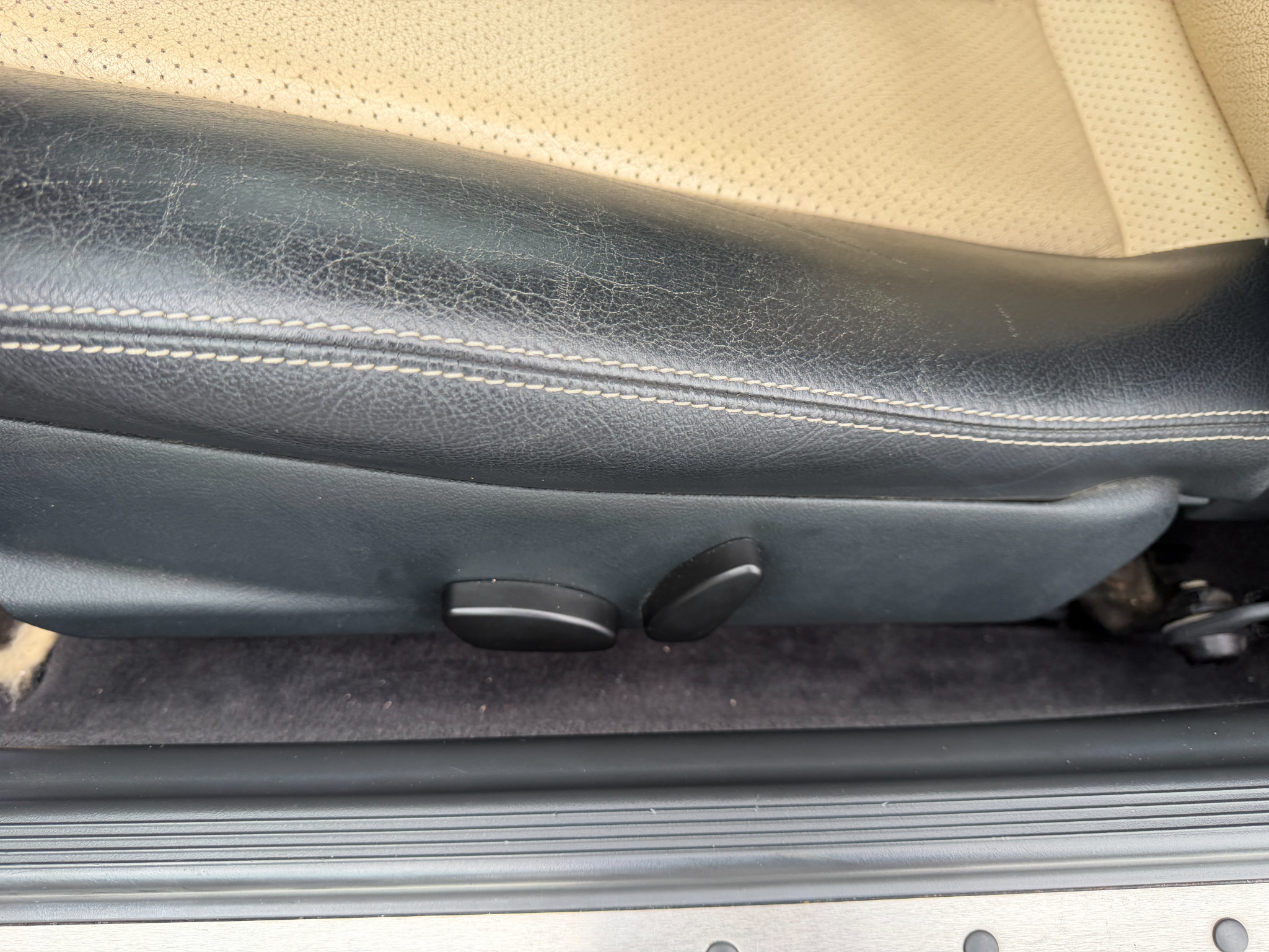 Used 2001 Mercedes-Benz SLK 320 image 25