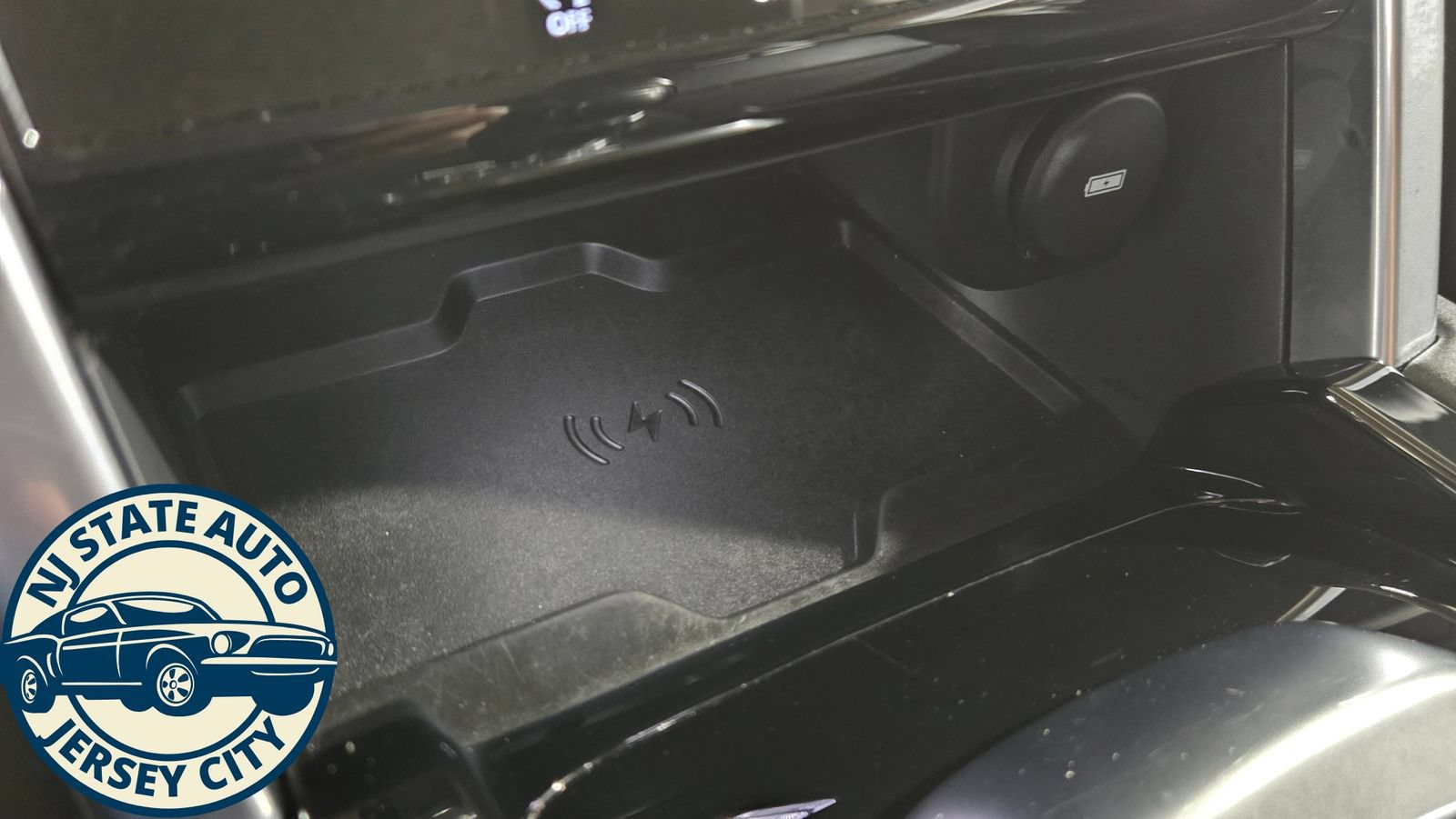Used 2020 Land Rover Discovery Sport S AWD/4WD image 16