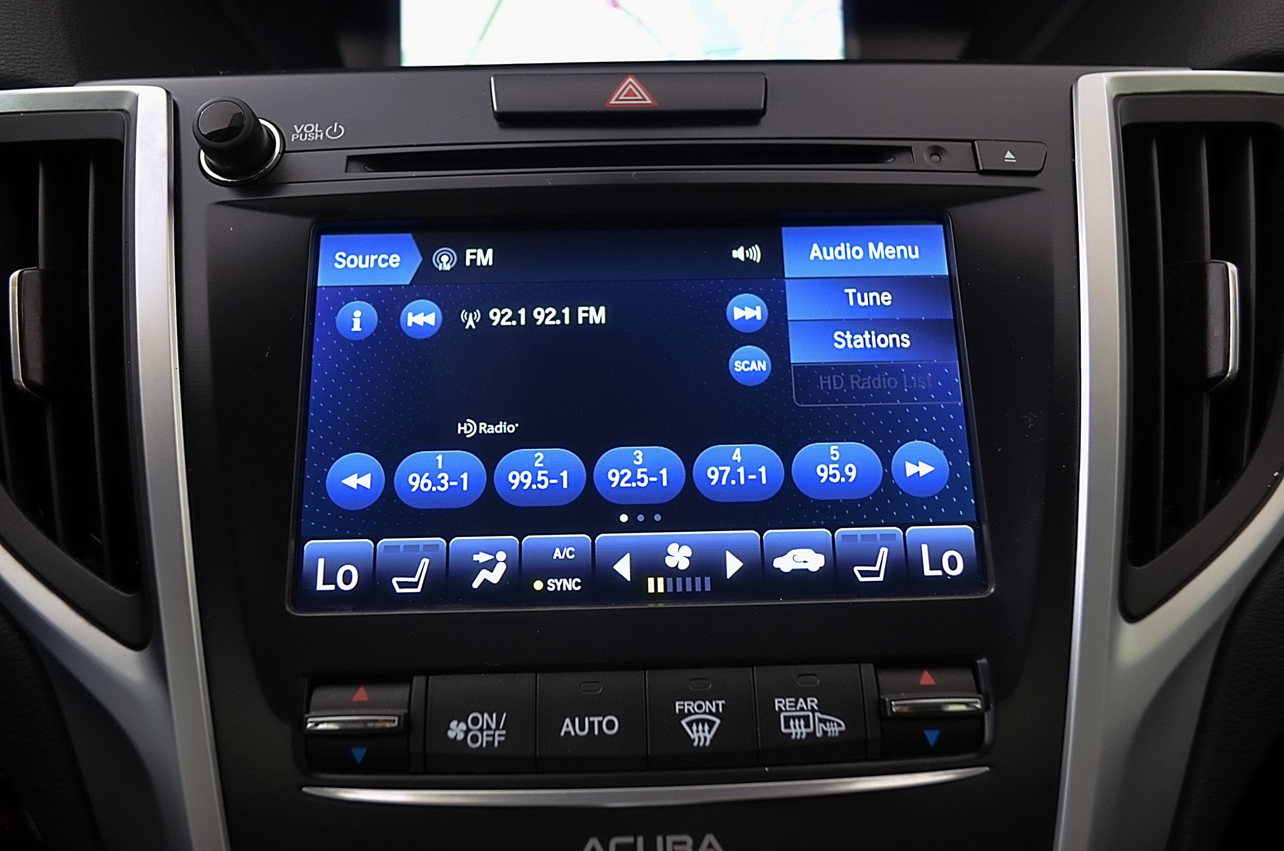 Used 2018 Acura TLX V6 w/ Technology Package FWD image 28