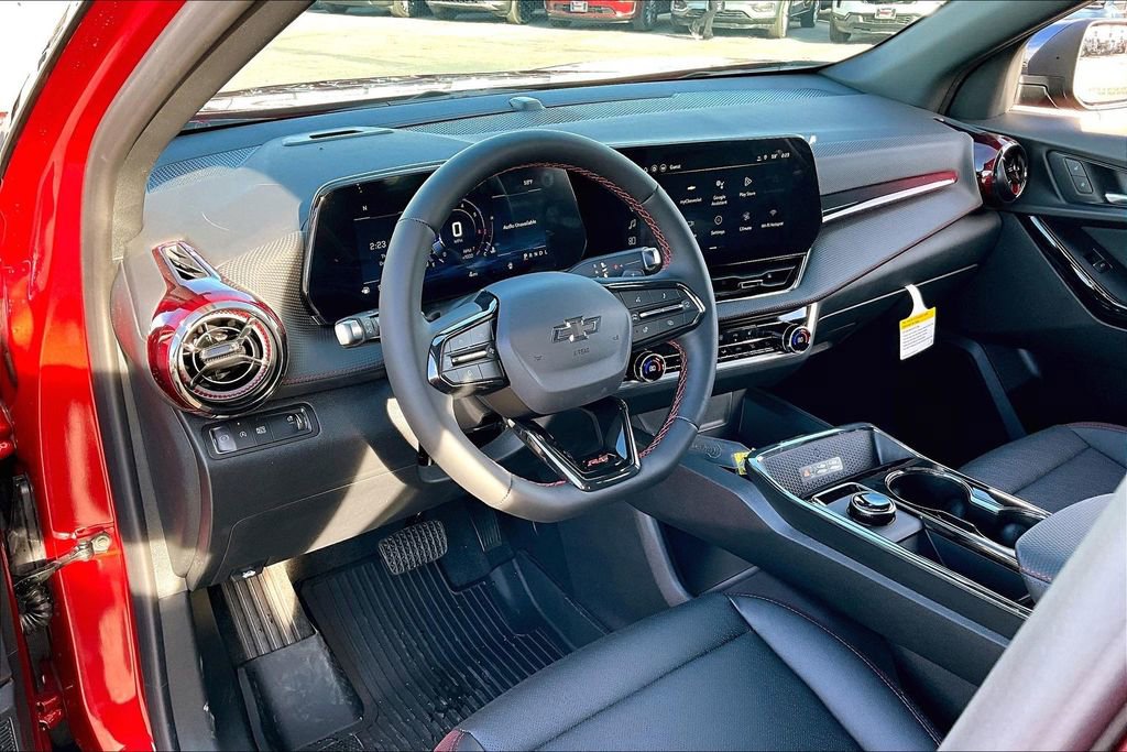 New 2026 Chevrolet Equinox RS w/ LPO, Floor Liner Package image 6