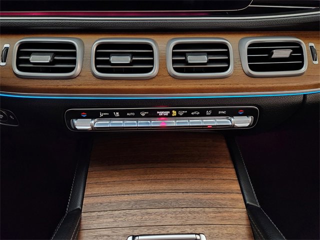 Used 2024 Mercedes-Benz GLE 350 4MATIC w/ Winter Package image 19