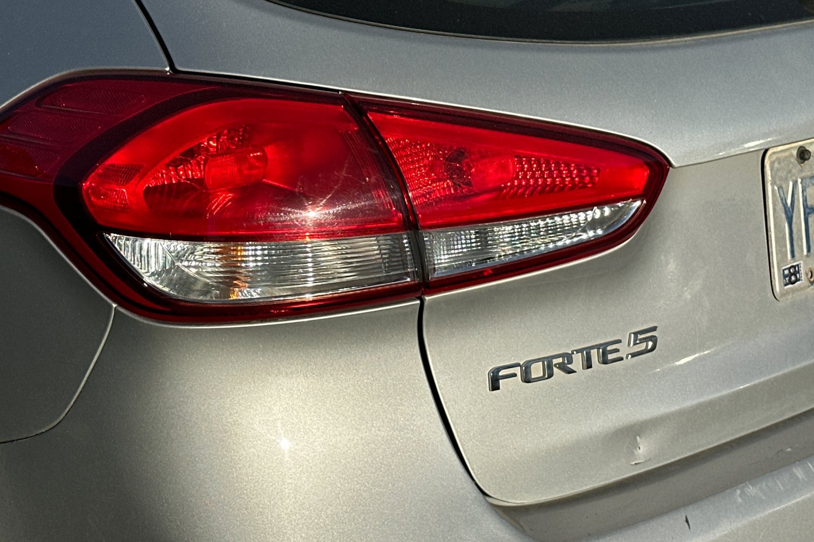 Used 2016 Kia Forte LX FWD image 6
