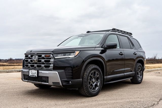 New 2026 Honda Pilot TrailSport image 3