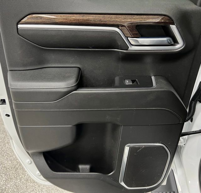 Used 2024 GMC Sierra 1500 Elevation image 40