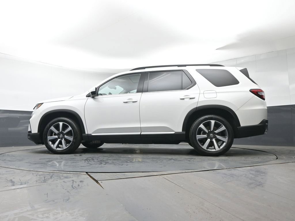 Used 2023 Honda Pilot Touring image 30